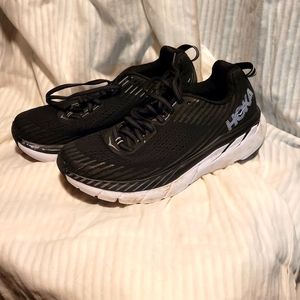 HOKA womens 6.5